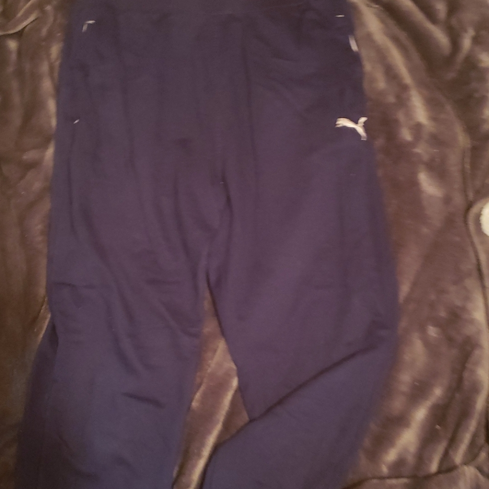 Boys puma sweats